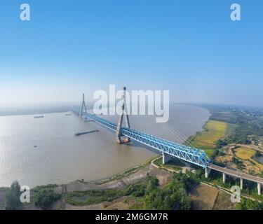 Vue aérienne Pont ferroviaire d'Anqing sur le fleuve Yangtze Banque D'Images