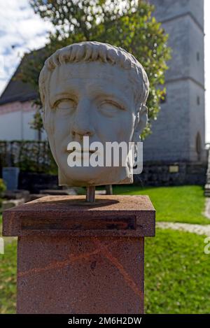 Buste de Tiberius Claudius Caesar Augustus Germanicus, Seebruck am Chiemsee, Bavière, Allemagne Banque D'Images