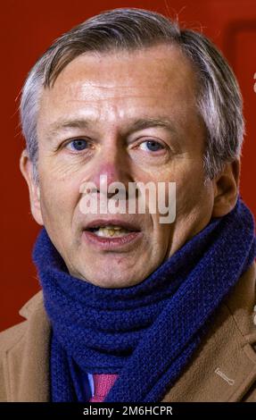 Malchow, Allemagne. 22nd novembre 2022. Heiko Geue (SPD), ministre des Finances du Mecklembourg-Poméranie-Occidentale, à une nomination à l'École d'Etat pour la protection contre les incendies et les catastrophes. Credit: Jens Büttner/dpa/Alay Live News Banque D'Images