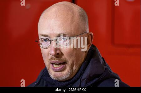 Malchow, Allemagne. 22nd novembre 2022. Christian Pegel (SPD), ministre de l'intérieur de Mecklembourg-Poméranie occidentale, à un rendez-vous à l'École d'Etat pour la protection contre les incendies et les catastrophes. Credit: Jens Büttner/dpa/Alay Live News Banque D'Images