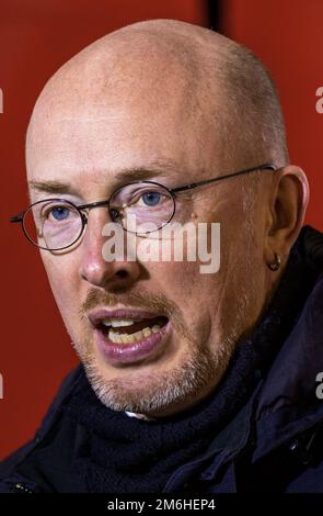 Malchow, Allemagne. 22nd novembre 2022. Christian Pegel (SPD), ministre de l'intérieur de Mecklembourg-Poméranie occidentale, à un rendez-vous à l'École d'Etat pour la protection contre les incendies et les catastrophes. Credit: Jens Büttner/dpa/Alay Live News Banque D'Images