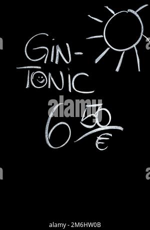 Panneau publicitaire pour gin et tonique, à 6,50 euros la pièce. Banque D'Images