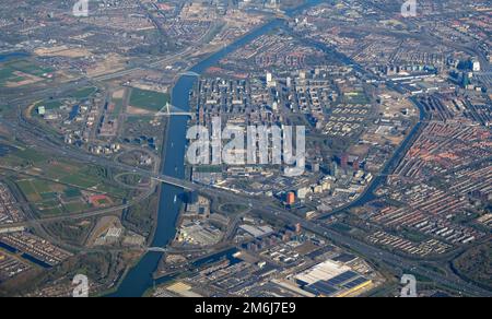 Vue Arial de la ville de rotterdam depuis l'avion Banque D'Images