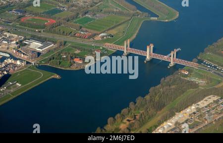 Vue Arial de la ville de rotterdam depuis l'avion Banque D'Images