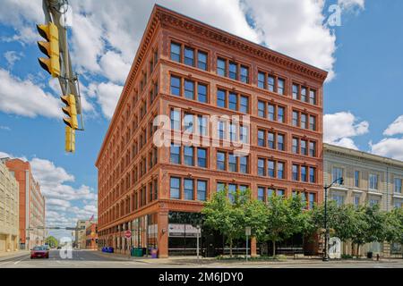 Le bâtiment Sidway, érigé en 1907, a grandi de deux étages en 1913. Il a été converti du quartier commerçant au quartier résidentiel Sidway Lofts & Apartments en 2004. Banque D'Images