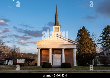 Église baptiste sur main Street à Northfield, ma Banque D'Images