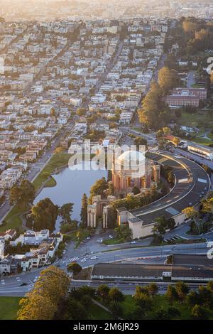 Palais des Beaux-Arts San Francisco photographie aérienne lever du soleil Banque D'Images