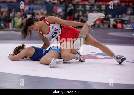 Les femmes Freestyle Wrestlers affectées au Programme des athlètes de classe mondiale, fort Carson, Colorado, concourent aux États-Unis en 2022 Ouvert, Las Vegas, Nevada, 29 avril 2022. L'équipe féminine de lutte Freestyle a été nommée championne de l'équipe nationale de la Division II en 2022. Banque D'Images