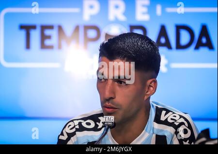 Porto Alegre, Brésil. 04th janvier 2023. RS - Porto Alegre - 01/04/2023 - GREMIO, PRÉSENTATION LUIS SUAREZ - le joueur Luis Suarez lors de la conférence de presse après présentation officielle aux fans de l'arène Gremio. Photo: Fernando Alves/AGIF/Sipa USA crédit: SIPA USA/Alay Live News Banque D'Images