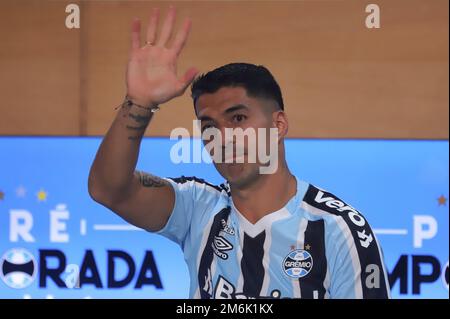 Porto Alegre, Brésil. 04th janvier 2023. RS - Porto Alegre - 01/04/2023 - GREMIO, PRESENTACAO LUIS SUAREZ - le joueur Luis Suarez pendant la conférence de presse après présentation officielle aux fans de Arena do Gremio. Photo: Fernando Alves/AGIF/Sipa USA crédit: SIPA USA/Alay Live News Banque D'Images