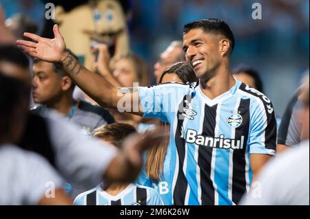 Porto Alegre, Brésil. 04th janvier 2023. Luis Suarez est présenté comme le nouveau renforcement de Gremio pour la saison 2023, à Arena do Gremio, ce mercredi 04. 30761 (Richard Ducker/SPP) crédit: SPP Sport Press photo. /Alamy Live News Banque D'Images