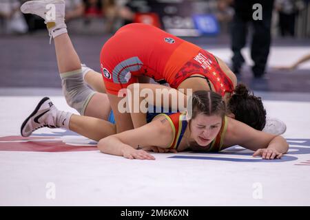 Les femmes Freestyle Wrestlers affectées au Programme des athlètes de classe mondiale, fort Carson, Colorado, concourent aux États-Unis en 2022 Ouvert, Las Vegas, Nevada, 29 avril 2022. L'équipe féminine de lutte Freestyle a été nommée championne de l'équipe nationale de la Division II en 2022. Banque D'Images