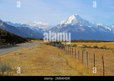 Fence et Mt Cook - Parc national de Mt Cook, Nouvelle-Zélande Banque D'Images