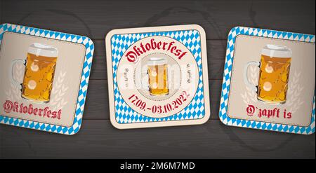 Bière en bois sombre Coasters Oktoberfest 2022 Banque D'Images