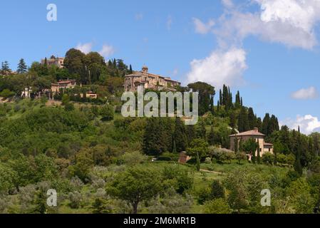 MONTEPULCIANO, TOSCANE, ITALIE - MAI 17 : vue de Montepulciano, Toscane en Italie le 17 mai 2013 Banque D'Images