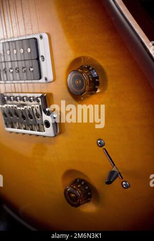 La guitare PRS de Jakko Jakszyk photographiée aux Elstree Studios, Londres. Banque D'Images