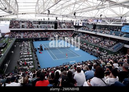 Adélaïde, Australie, 5 janvier 2023. Vue sur le stade lors du match international de tennis d'Adélaïde entre Novak Djokovic de Serbie et Quentin Halys de France à Memorial Drive sur 05 janvier 2023 à Adélaïde, en Australie. Crédit : Peter Mundy/Speed Media/Alay Live News Banque D'Images