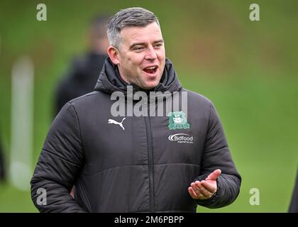 Plymouth, Royaume-Uni. 05th janvier 2023. Plymouth Argyle Directeur Steven Schumacher lors de la session de formation Plymouth Argyle au terrain de formation Plymouth Argyle, Plymouth, Royaume-Uni, 5th janvier 2023 (photo de Stanley Kasala/News Images) à Plymouth, Royaume-Uni, le 1/5/2023. (Photo de Stanley Kasala/News Images/Sipa USA) crédit: SIPA USA/Alay Live News Banque D'Images