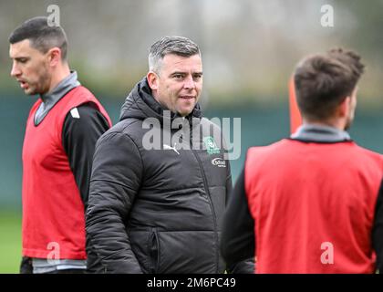 Plymouth, Royaume-Uni. 05th janvier 2023. Plymouth Argyle Directeur Steven Schumacher lors de la session de formation Plymouth Argyle au terrain de formation Plymouth Argyle, Plymouth, Royaume-Uni, 5th janvier 2023 (photo de Stanley Kasala/News Images) à Plymouth, Royaume-Uni, le 1/5/2023. (Photo de Stanley Kasala/News Images/Sipa USA) crédit: SIPA USA/Alay Live News Banque D'Images