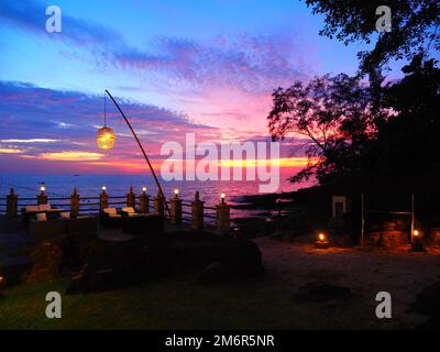 Détendez-vous, coucher de soleil sur le golfe de Thaïlande, Phu Quoc, Vietnam, Asie du Sud-est #Asie #Vietnam #aroundtheworld #slowTravel #paysages Banque D'Images