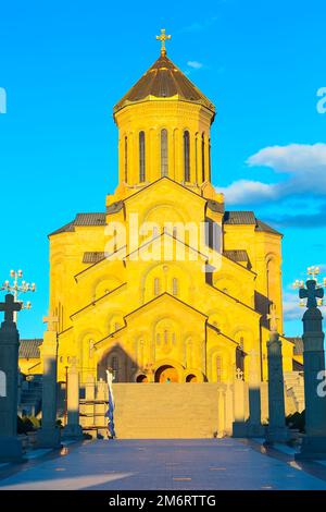 Église de la Sainte Trinité, Tsminda Sameba, Tbilissi, Géorgie Banque D'Images