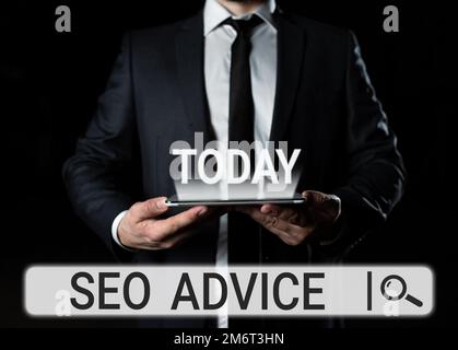 Légende conceptuelle conseils de Seo, mot écrit sur des conseils ou des recommandations pour améliorer le moteur de recherche Banque D'Images