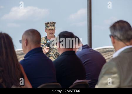ÉTATS-UNIS Corps de marine. Le colonel Shawn Basco, commandant sortant ...