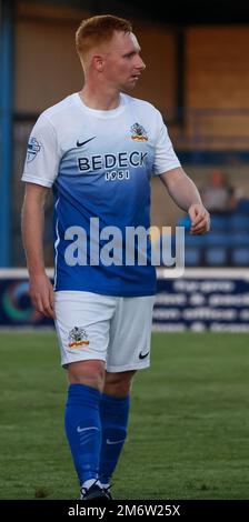 Mournview Park, Lurgan, Comté d'Armagh, Irlande du Nord, Royaume-Uni. 30 août 2022. Danske Bank Premiership – Glenavon c. Newry City. Le joueur de Glenavon Robbie Garrett (28) en action pendant le match de la Danske Bank Irish League. Banque D'Images