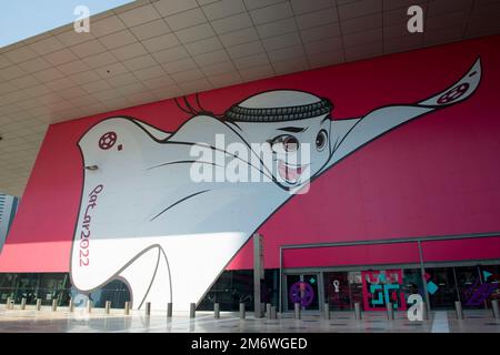 Doha, Qatar - 7 octobre 2022 : mascotte officielle de la coupe du monde de la FIFA Laeeb Banque D'Images