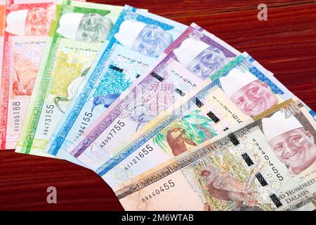 Old Gambian dalasi une histoire d'affaires Banque D'Images