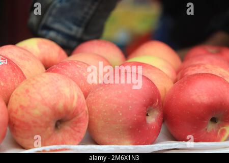 Arrière-plan avec des pommes rouges Banque D'Images