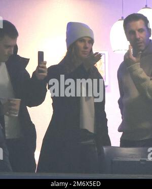 Leicester, Royaume-Uni. 03rd janvier 2023. Rebekah Vardy regarde le match de Leicester City v Fulham EPL Premier League, au King Power Stadium, Leicester, royaume-uni sur 3 janvier 2023. Crédit : Paul Marriott/Alay Live News Banque D'Images