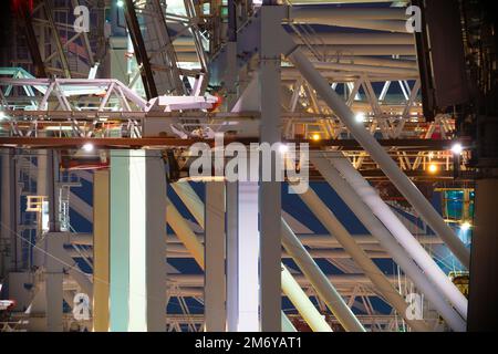 Grues au port à conteneurs de Southampton Banque D'Images