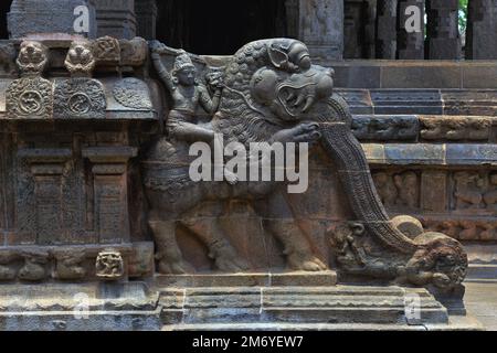 08 21 2009 entrée du roi Chola Raja Raja II.temple de 12th siècle temple d'Airavateswra à Darasuram, aujourd'hui site du patrimoine mondial de l'UNESCO-Tamilnadu-INDE Banque D'Images