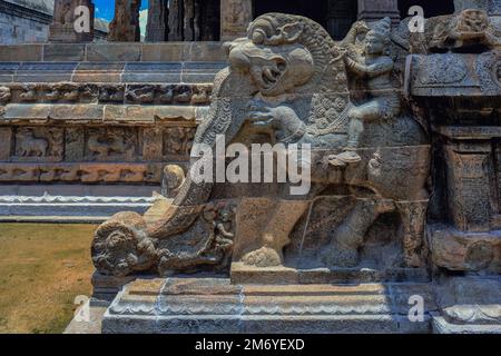 08 21 2009 entrée du roi Chola Raja Raja II.temple de 12th siècle temple d'Airavateswra à Darasuram, aujourd'hui site du patrimoine mondial de l'UNESCO-Tamilnadu-INDE Banque D'Images