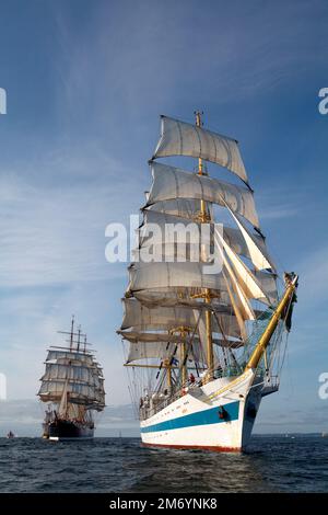 Grand navire russe Mir, départ de la course de Stavanger, 2011 Banque D'Images