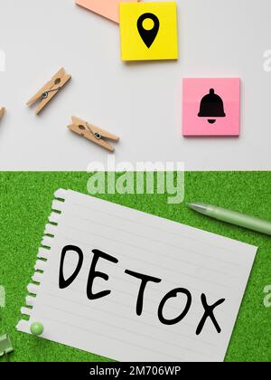 Symbole de texte indiquant Detox. Mot écrit sur le moment pour l'alimentation Nutrition santé traitement de toxicomanie nettoyer Banque D'Images