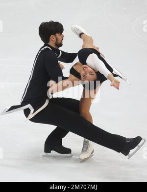 Oberstdorf, Allemagne. 06th janvier 2023. Patinage artistique : championnat allemand, danse sur glace, patinage gratuit. Jennifer Janse van Rensburg et Benjamin Steffan sur la glace. Credit: Karl-Josef Hildenbrand/dpa/Alay Live News Banque D'Images