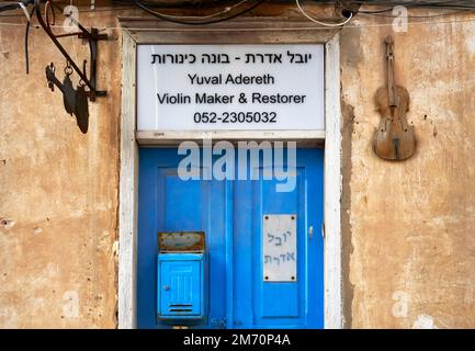 Maison de violoniste et de restauration dans le quartier de Neve Tzedek à tel Aviv Banque D'Images