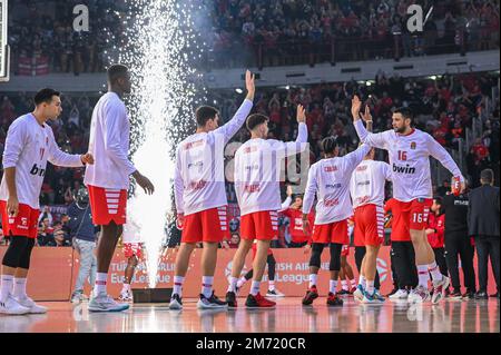 Athènes, Lombardie, Grèce. 6th janvier 2023. Joueurs de l'Olympiacos Pirée lors de l'Euroligue, Round 17, match entre l'Olympiacos Pirée et le EA7 Emporio Armani Milan au Stade de la paix et de l'amitié sur 6 janvier 2023 à Athènes, Grèce. (Credit image: © Stefanos Kyriazis/ZUMA Press Wire) Credit: ZUMA Press, Inc./Alamy Live News Banque D'Images