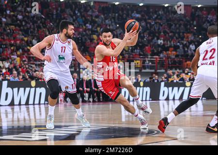 Pirée, Grèce. 06th janvier 2023. 16 KOSTAS PAPANIKOLAOU de l'Olympiacos Pirée au cours de l'Euroligue, Round 17, match entre Olympiacos Pirée et EA7 Emporio Armani Milan au Stade de la paix et de l'amitié de 6 janvier 2023 à Athènes, Grèce. Crédit : Agence photo indépendante/Alamy Live News Banque D'Images