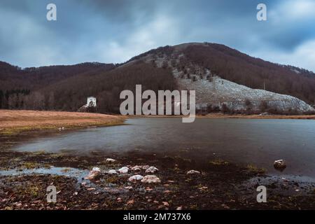 Vue panoramique sur le hameau de Laceno à Bagnoli Irpino, province d'Avellino, Campanie Banque D'Images