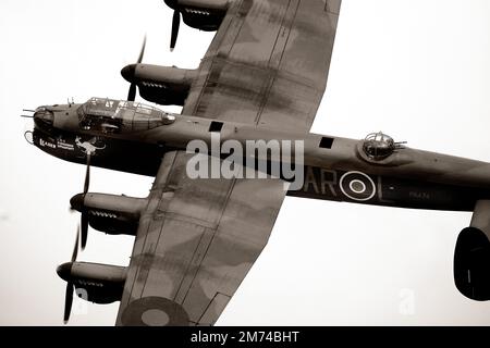 Britannique Avro lancaster bombardier lourd quatre de la deuxième guerre mondiale. Banque D'Images