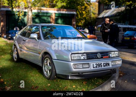 1994 Volkswagen Corrado VR6 ‘L295 GRN’ exposé au Scramble d’octobre qui s’est tenu au Bicester Heritage Centre le 9th octobre 2022 Banque D'Images