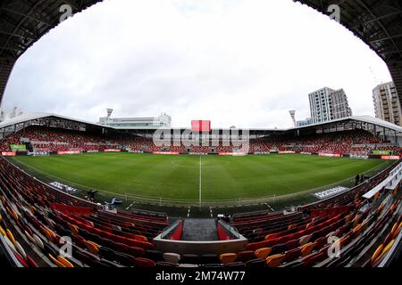 7th janvier 2023 ; Gtech Community Stadium, Brentford, Londres, Angleterre ; FA Cup football, Brentford versus West Ham United ; vue générale du stade de la communauté Gtech Banque D'Images