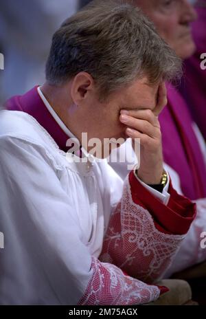 St. 29th avril 2007. Monsignor Georg Gaenswein. Photo: Monseigneur Georg Gänswein secrétaire privé du Pape Benoît XVI ordonné 22 hommes dimanche, 29 avril 2007 à Saint Basilique Pierre au Vatican crédit: dpa/Alay Live News Banque D'Images