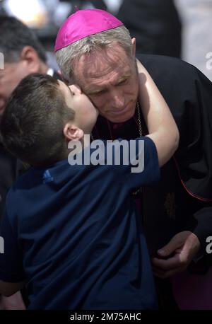 Etat de la Cité du Vatican, Vatikanstadt. 07th janvier 2023. Monsignor Georg Gaenswein. Photo: Monsignor Georg Gänswein, pendant d'un public général hebdomadaire à la place St Pierre à Vatican.6 juin 2018 crédit: dpa/Alay Live News Banque D'Images