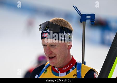 Pokljuka, Slovénie. 07th janvier 2023. Johannes Thingnes BoE de Norvège vu en action lors de la course de poursuite Men 12,5 km à la BMW IBU Biathlon World Cup à Pokljuka, Slovénie. Crédit : SOPA Images Limited/Alamy Live News Banque D'Images