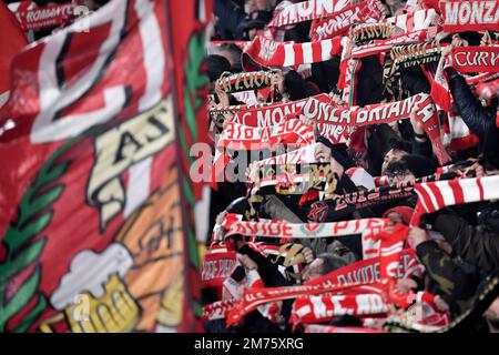 Monza, Italie. 07th janvier 2023. Monza supporters pendant la série Un match de football entre l'AC Monza et le FC Internazionale au stade Brianteo à Monza (Italie), 7 janvier 2023. Photo Andrea Staccioli/Insidefoto crédit: Insidefoto di andrea staccioli/Alamy Live News Banque D'Images