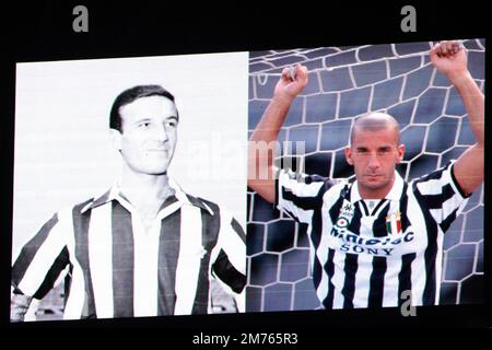 Turin, Italie. 7th janvier 2023. Des images de l'ancien défenseur italien de Juventus Ernesto Castano et de l'ancien Crémone, Juventus, Sampdoria, Chelsea et Gianluca Vialli, joueur italien, sont projetées sur l'écran du stade, une minute de silence se tient après leur décès récent, avant le match de Serie A à l'Allianz Stadium de Turin. Crédit photo à lire: Jonathan Moscrop/Sportimage crédit: Sportimage/Alay Live News Banque D'Images